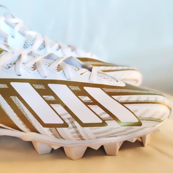Athletic_Shoes
